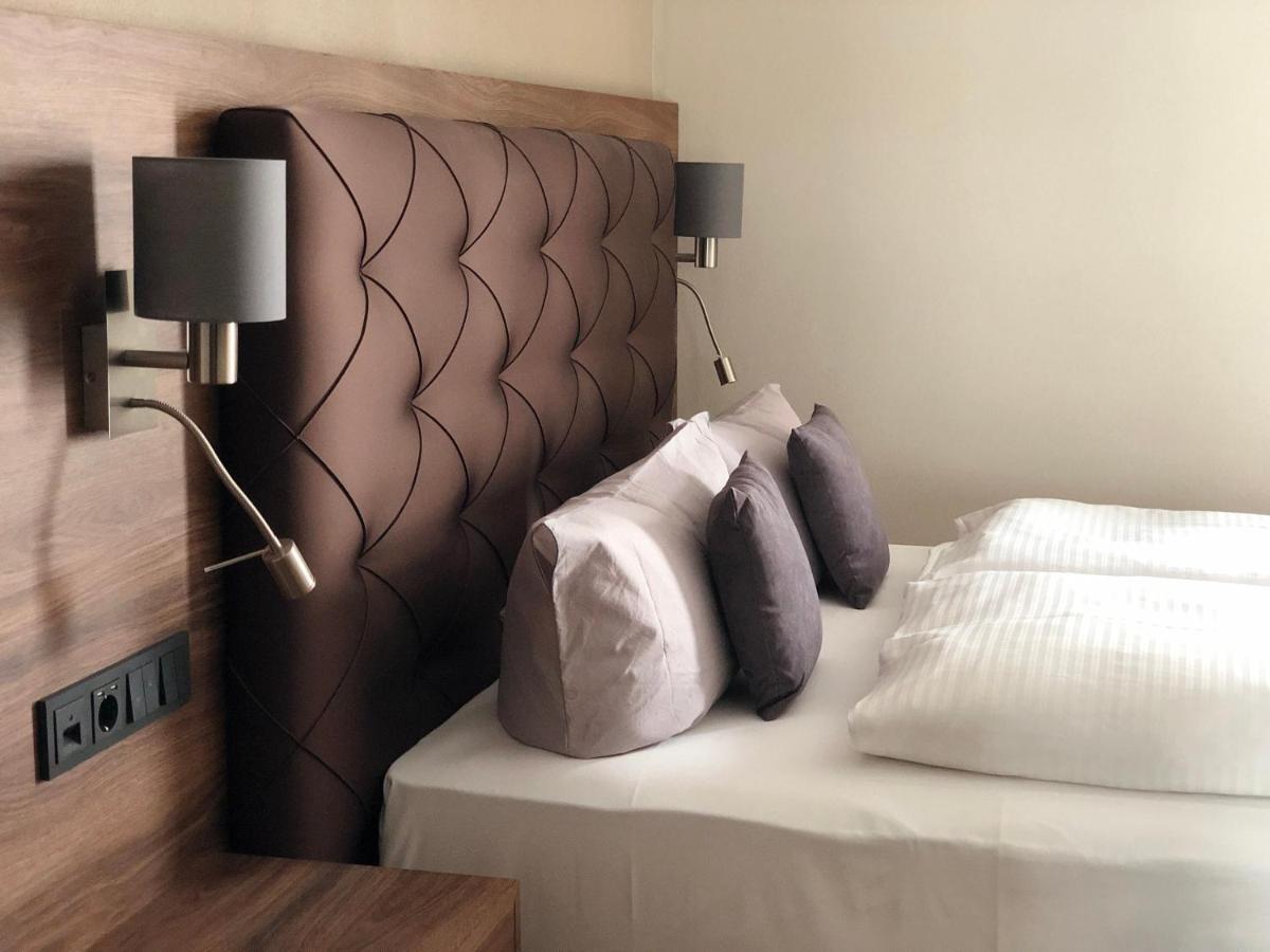 Intergroup Business & Design Hotel Ingolstadt Kosching Eksteriør bilde