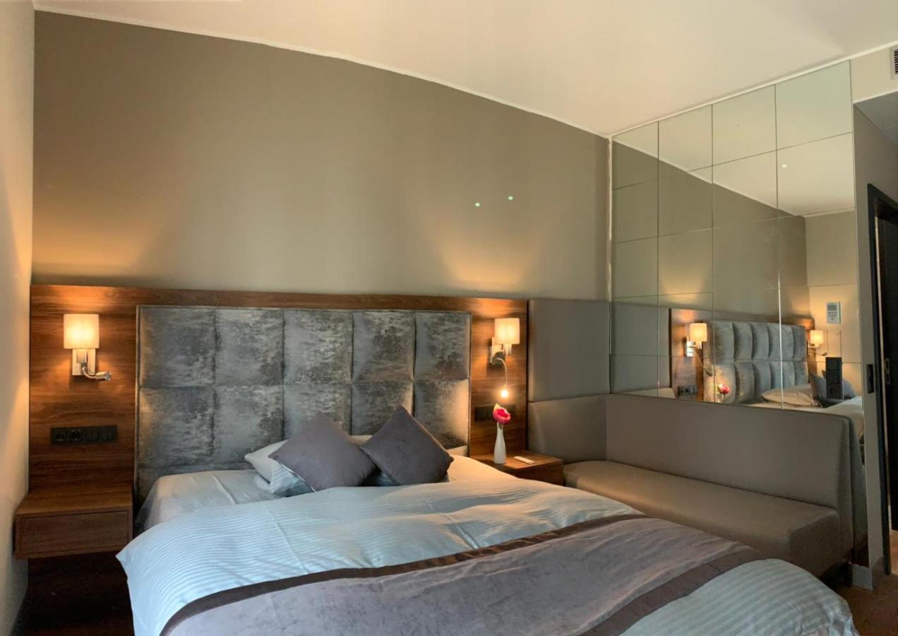 Intergroup Business & Design Hotel Ingolstadt Kosching Eksteriør bilde