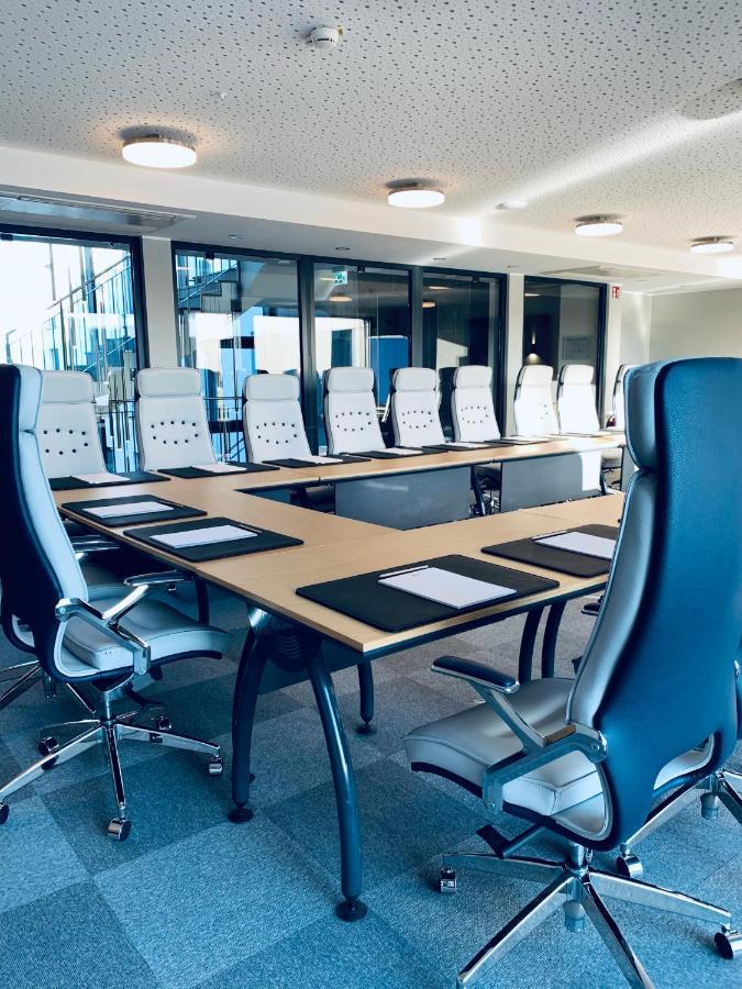 Intergroup Business & Design Hotel Ingolstadt Kosching Eksteriør bilde